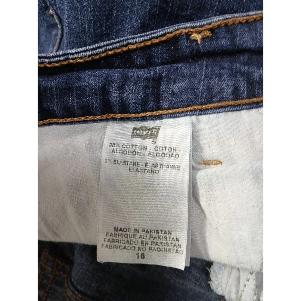 Levis Womens Denim Blue Jean Stretch Shorts Size 16 Flap Back Pockets Bermuda - Picture 7 of 15